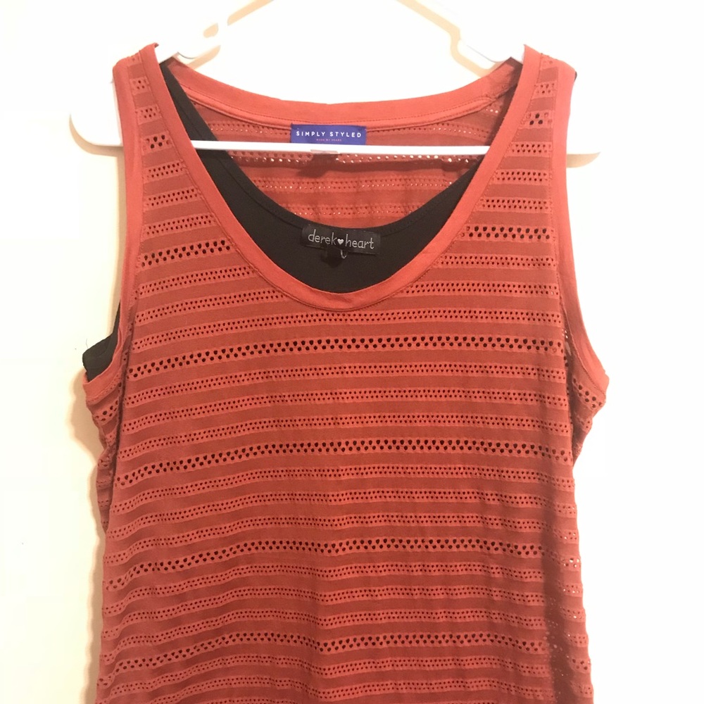 🌈Orange eyelet patterned layer tank